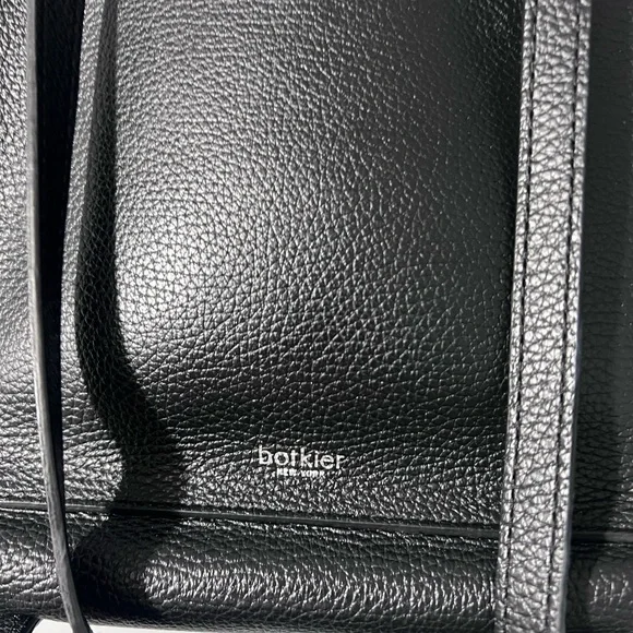 Botkier New York real leather classy backpack dark academia vibes - Picture 5 of 8